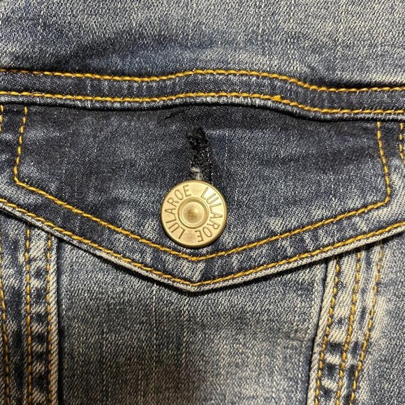 ~ NWOT ~ LULAROE ~ DENIM BLUE JEAN TYPE COAT / JACKET SIZE L / LARGE ( JAXON ?) - Picture 5 of 9